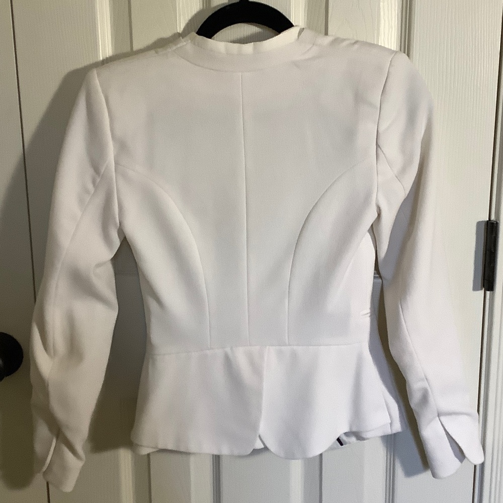 H&M - Picture 2 of 2